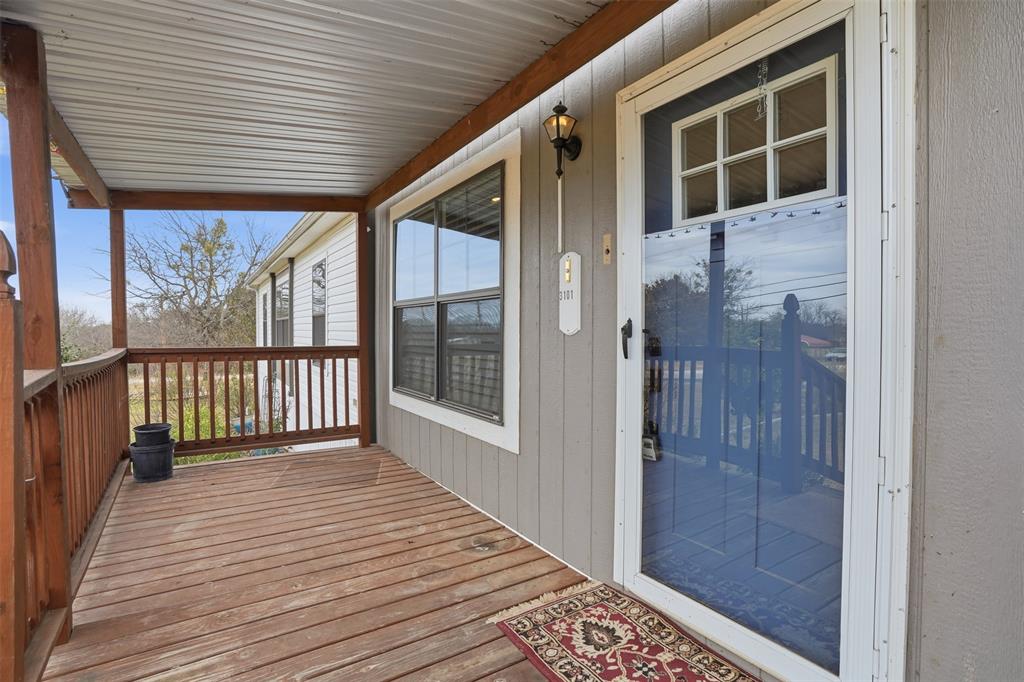 3101 Hilltop Road Granbury, TX 76048 - Photo 7 of 37