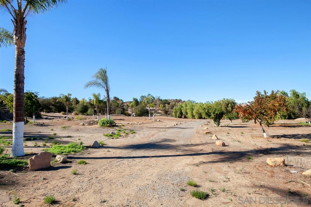 1262 Horsemill Road El Cajon, CA 92021 - Photo 5 of 25 Gallery Image 5