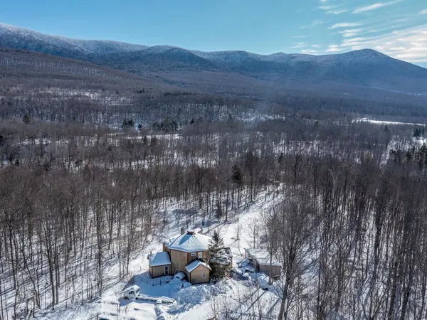 $460,000 | 298 Biddle Road, Lincoln, VT 05443