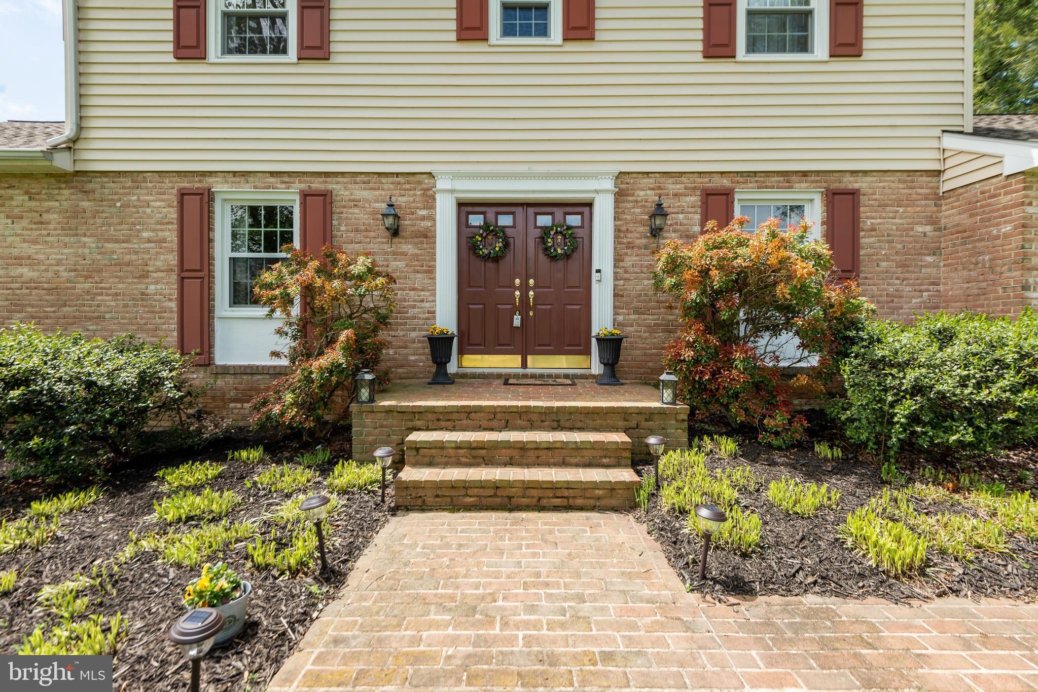 13616 Devonbrook Road Baldwin, MD 21013 - Photo 2 of 66 Beautiful Landscaping