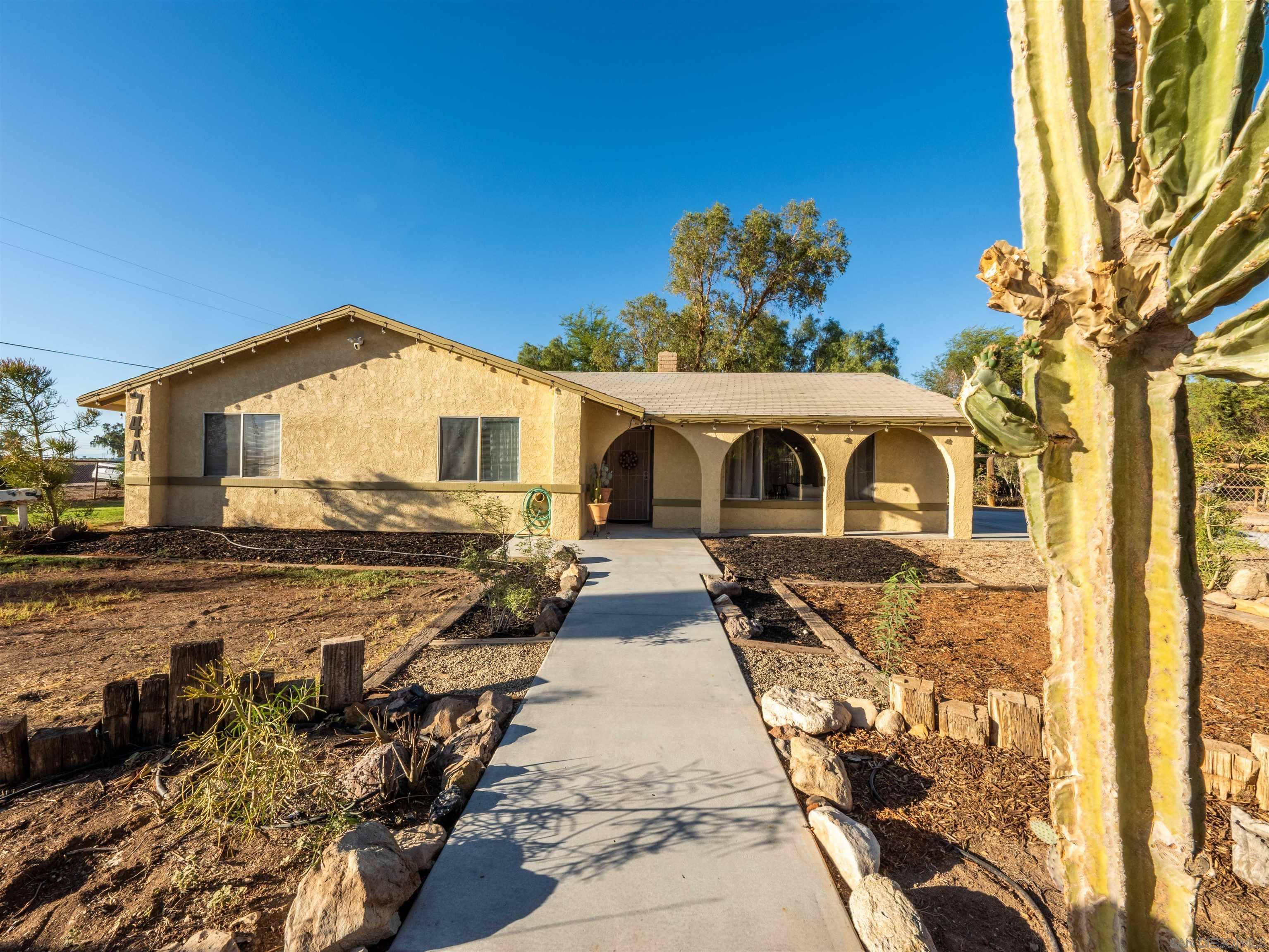 74 East Villa Road El Centro, CA 92243 - Photo 6 of 38 Gallery Image 6