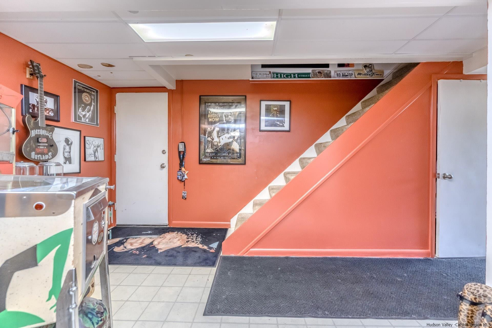 195 Arnold Drive Kingston, NY 12401 - Photo 22 of 35 a view of an entryway with wooden floor
