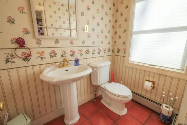 $895,000 | 109 Sahagian Road, Belgrade, ME 04917