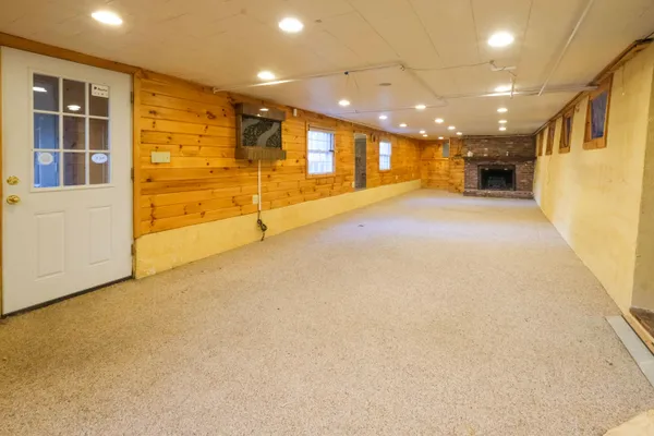 $895,000 | 109 Sahagian Road, Belgrade, ME 04917