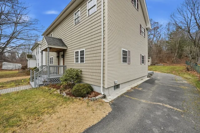 $379,900 | 29 Liberty Street, Warren, MA 01083