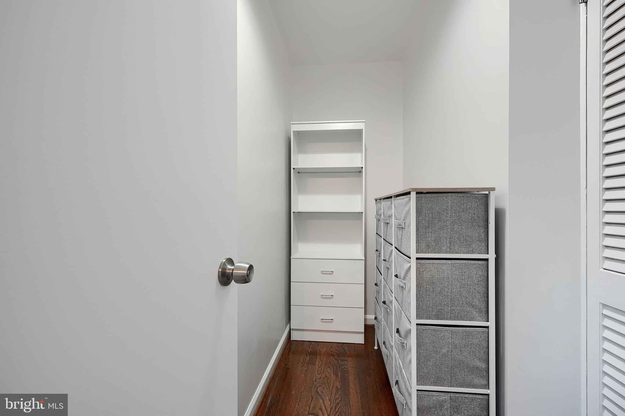 9713 Holmhurst Road Bethesda, MD 20817 - Photo 21 of 95 Gallery Image 21