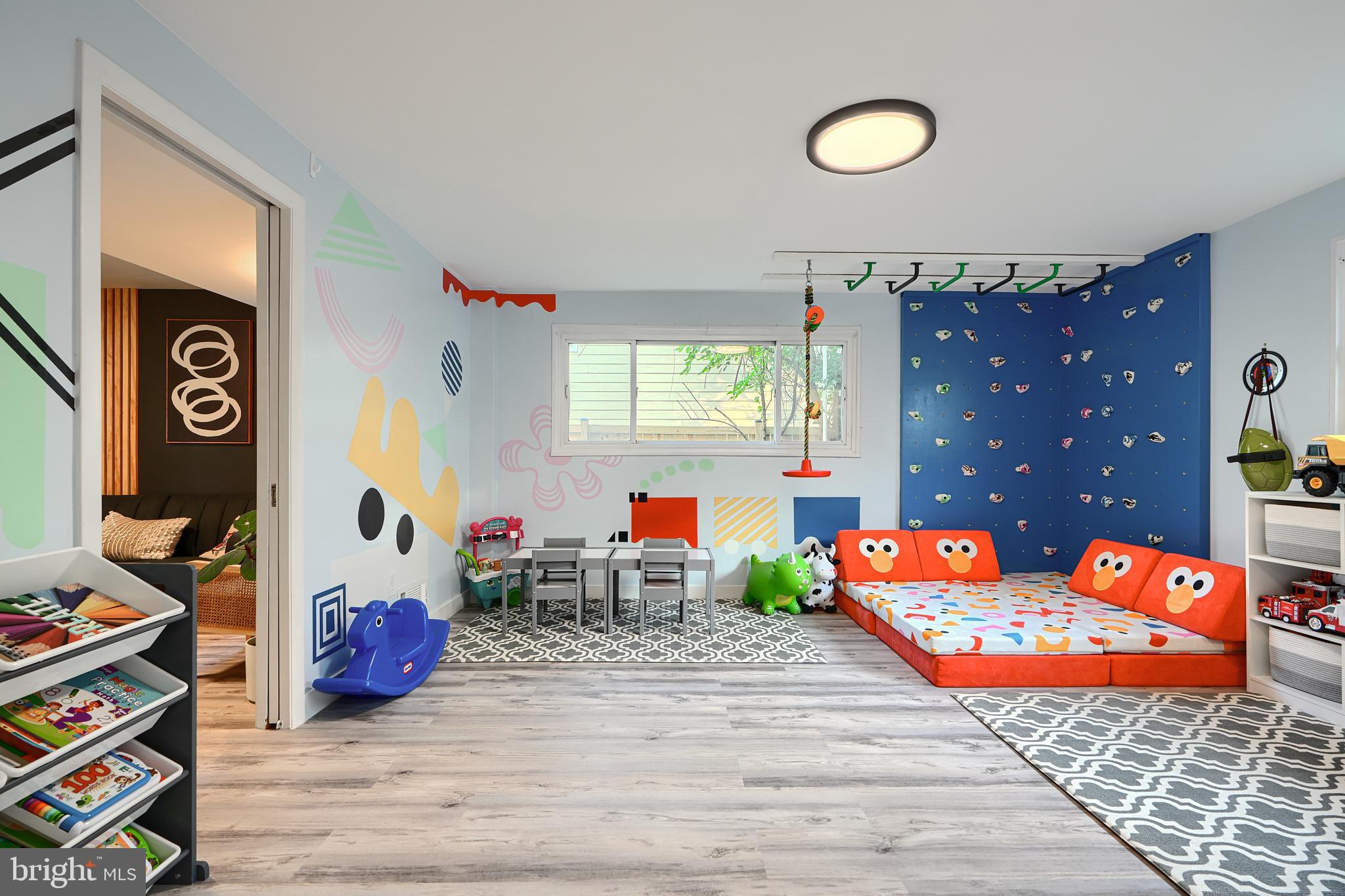 9713 Holmhurst Road Bethesda, MD 20817 - Photo 47 of 95 Gallery Image 47