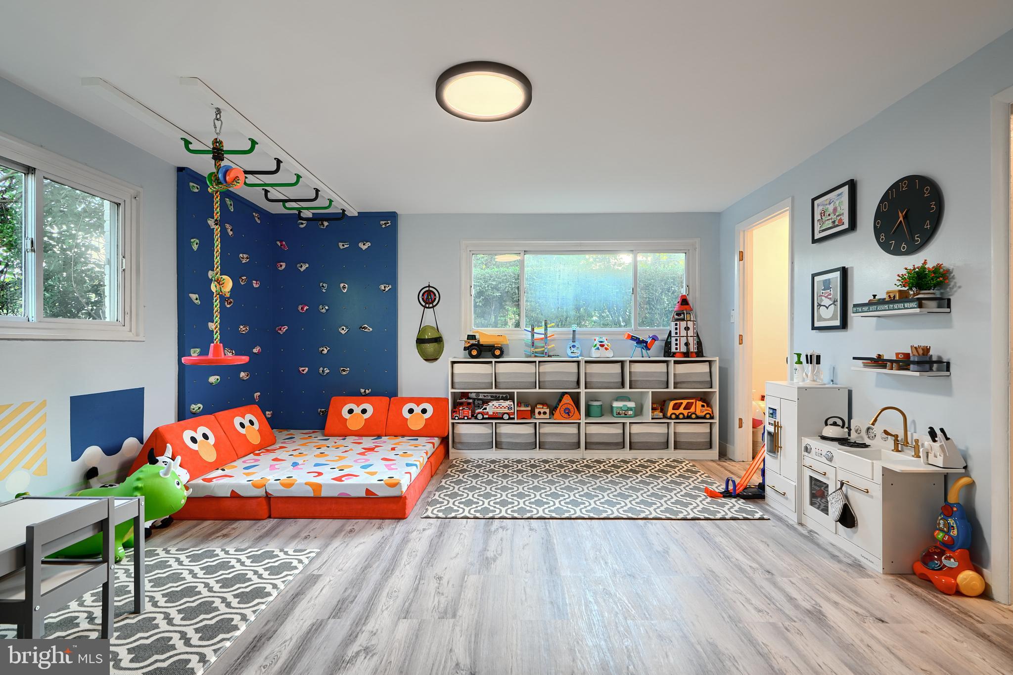 9713 Holmhurst Road Bethesda, MD 20817 - Photo 48 of 95 Gallery Image 48