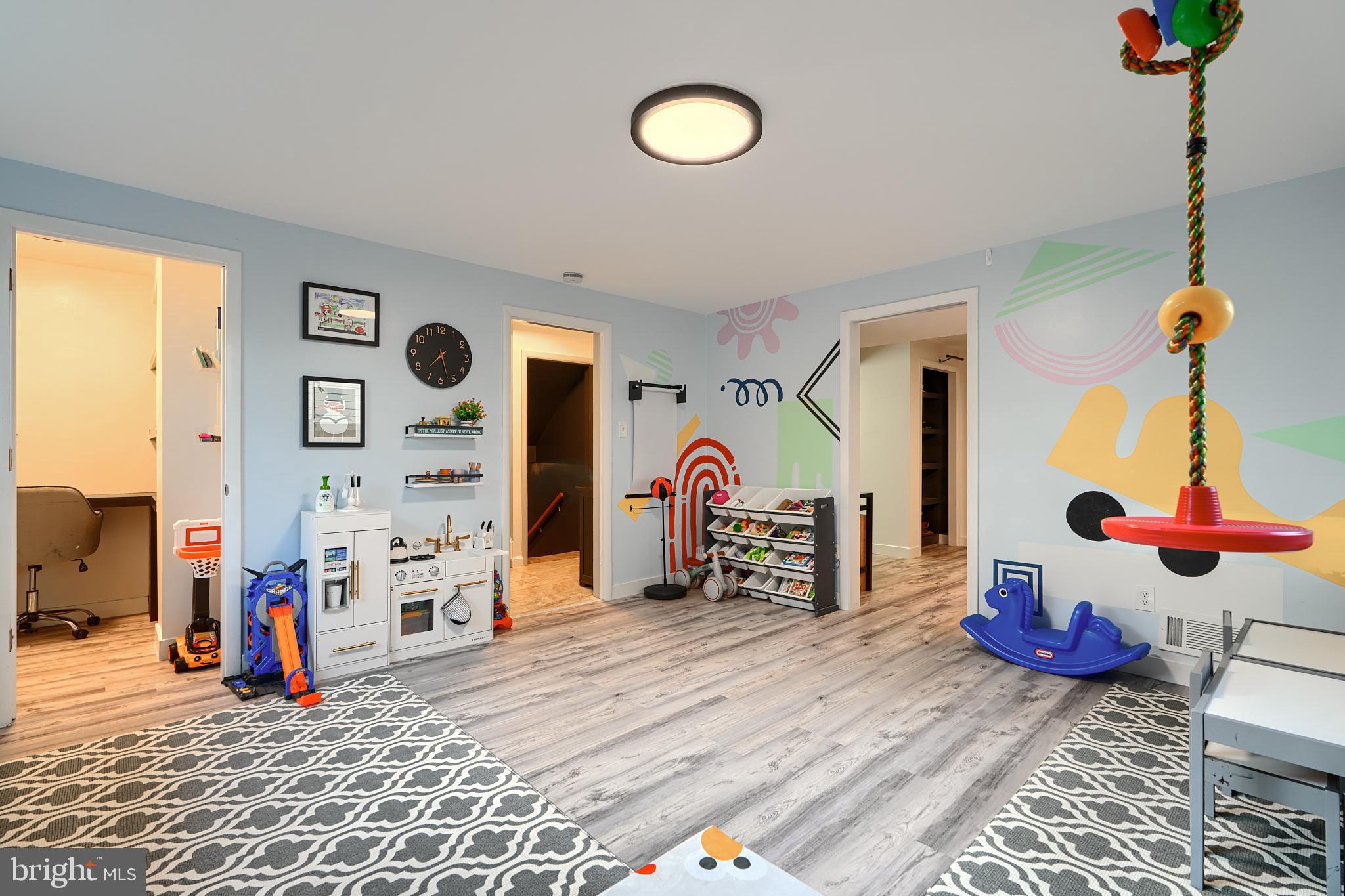 9713 Holmhurst Road Bethesda, MD 20817 - Photo 50 of 95 Gallery Image 50