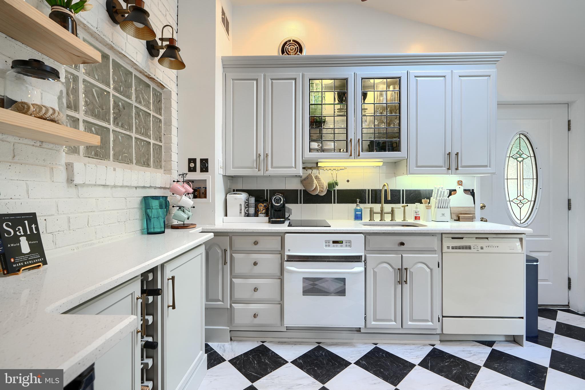 9713 Holmhurst Road Bethesda, MD 20817 - Photo 60 of 95 Gallery Image 60