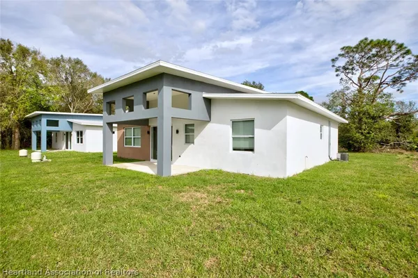 $2,000 | 2545 Odessa Road, Avon Park, FL 33825