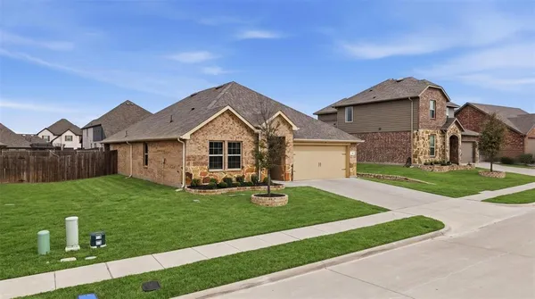 $357,000 | 210 Gatecrest Drive, Fate, TX 75087