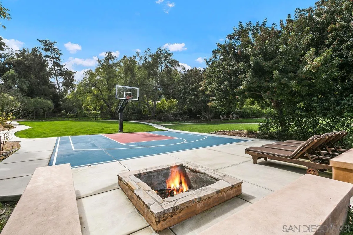 6237 San Elijo Avenue Rancho Santa Fe, CA 92067 - Photo 18 of 25