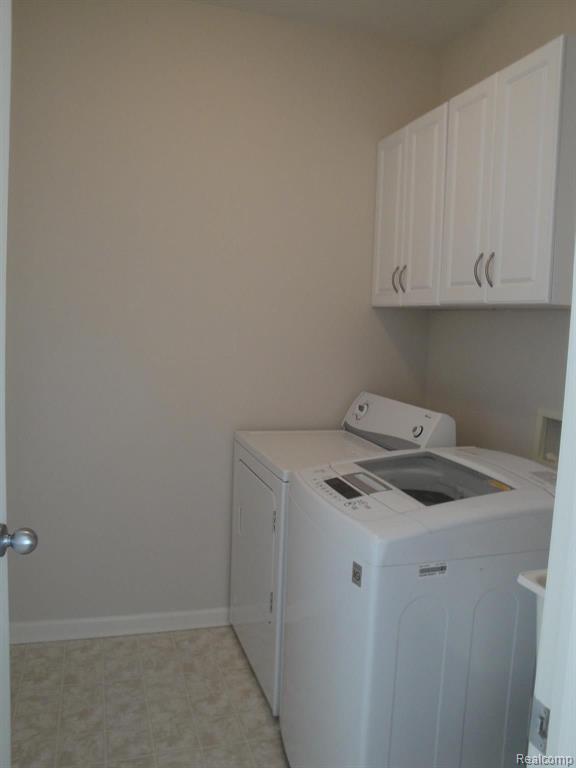 604 Constitution Street, Unit 48 Canton, MI 48188 - Photo 10 of 31