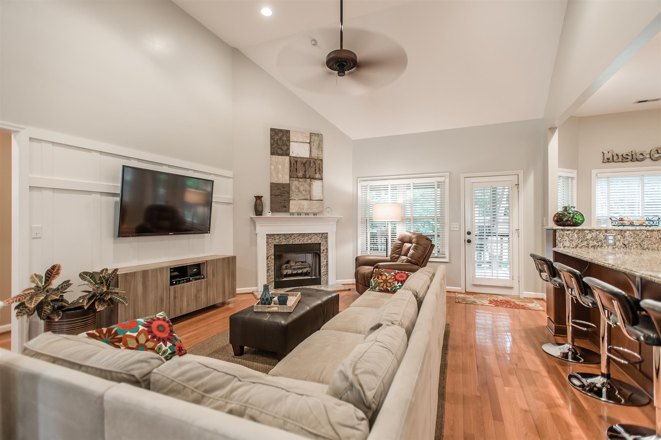 104 Ridgeview Trace Hendersonville, TN 37075 - Photo 3 of 29 Gallery Image 3