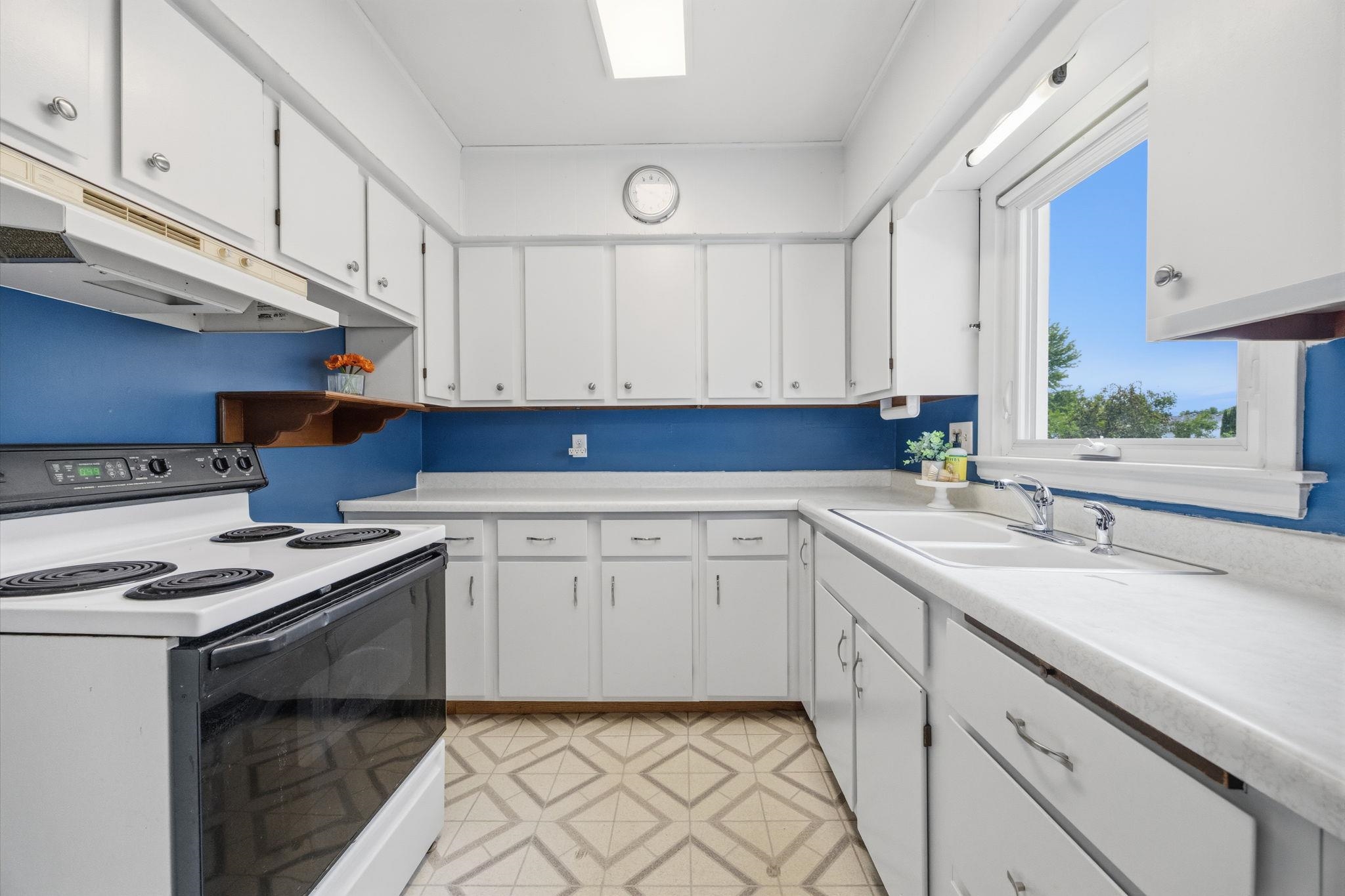 4018 East Rotamer Road Janesville, WI 53546 - Photo 17 of 76