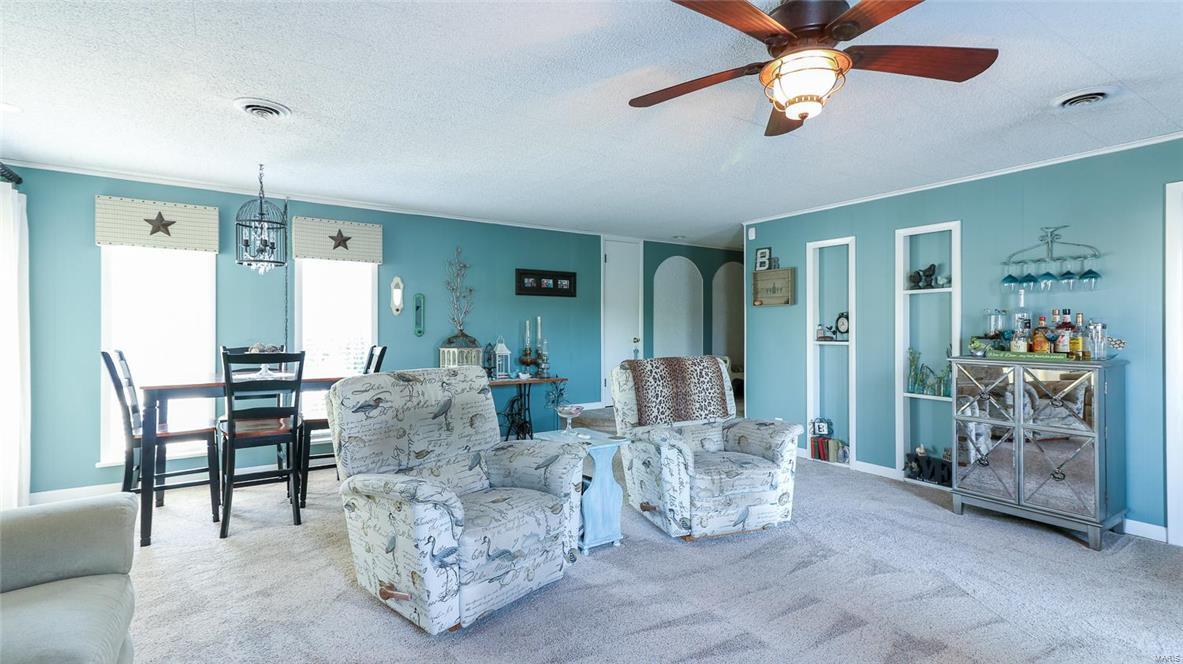 461 Brown Road St. Peters, MO 63376 - Photo 3 of 39