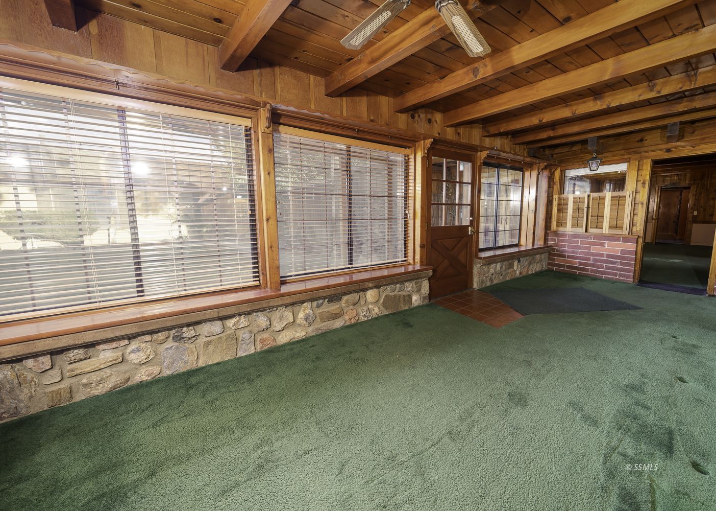 223 West Church Avenue Ridgecrest, CA 93555 - Photo 3 of 44