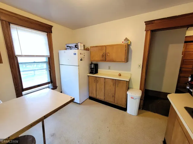 $400 | 126 1/2 South 4th Street, Unit 203, River Falls, WI 54022