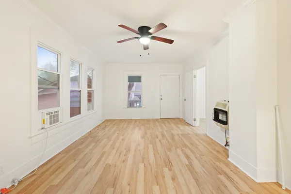 $1,500 | 4728 Avenue R 1/2, Galveston, TX 77551