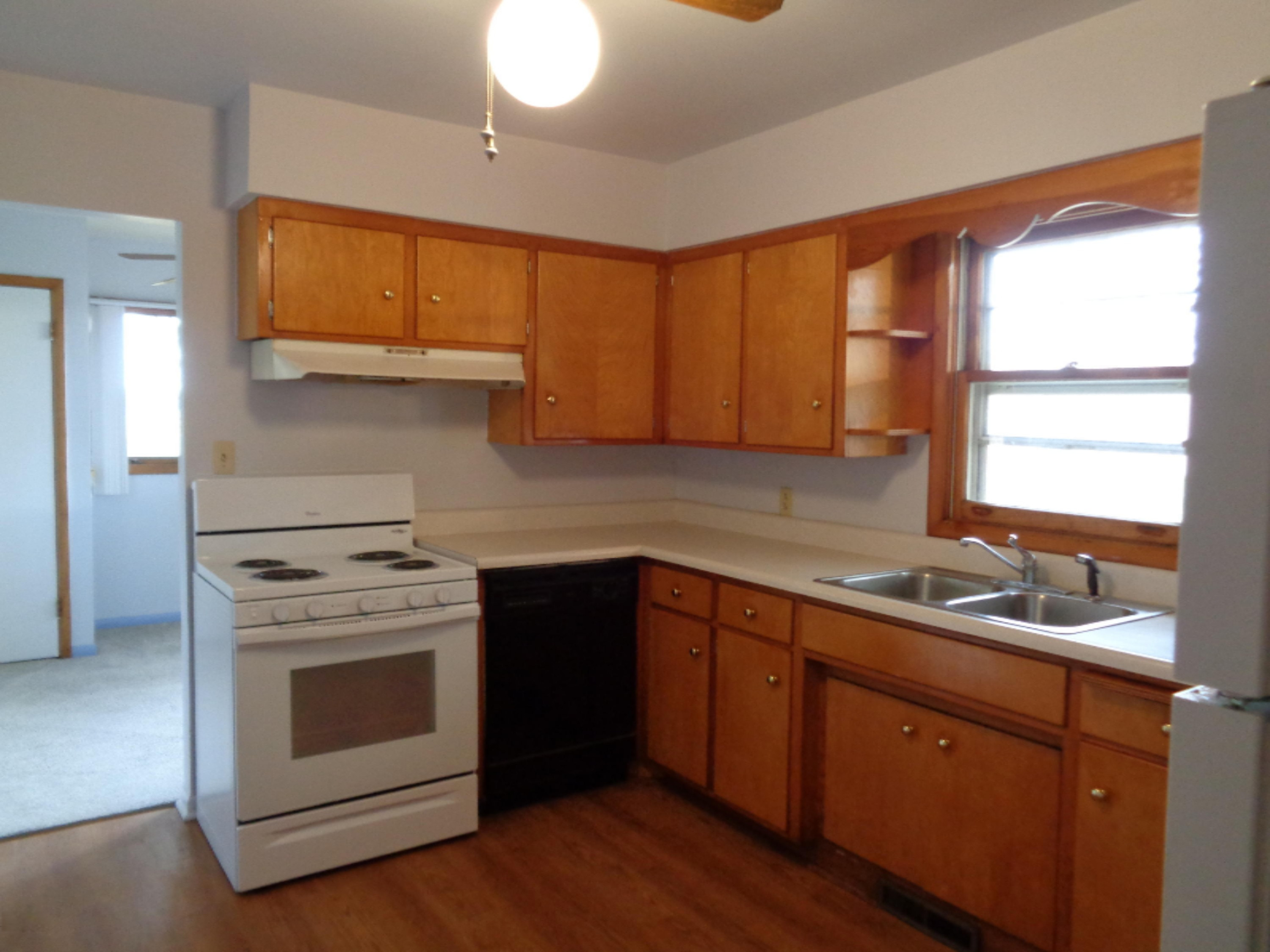 7342 Sells Road Eau Claire, MI 49111 - Photo 12 of 23 DSC00233