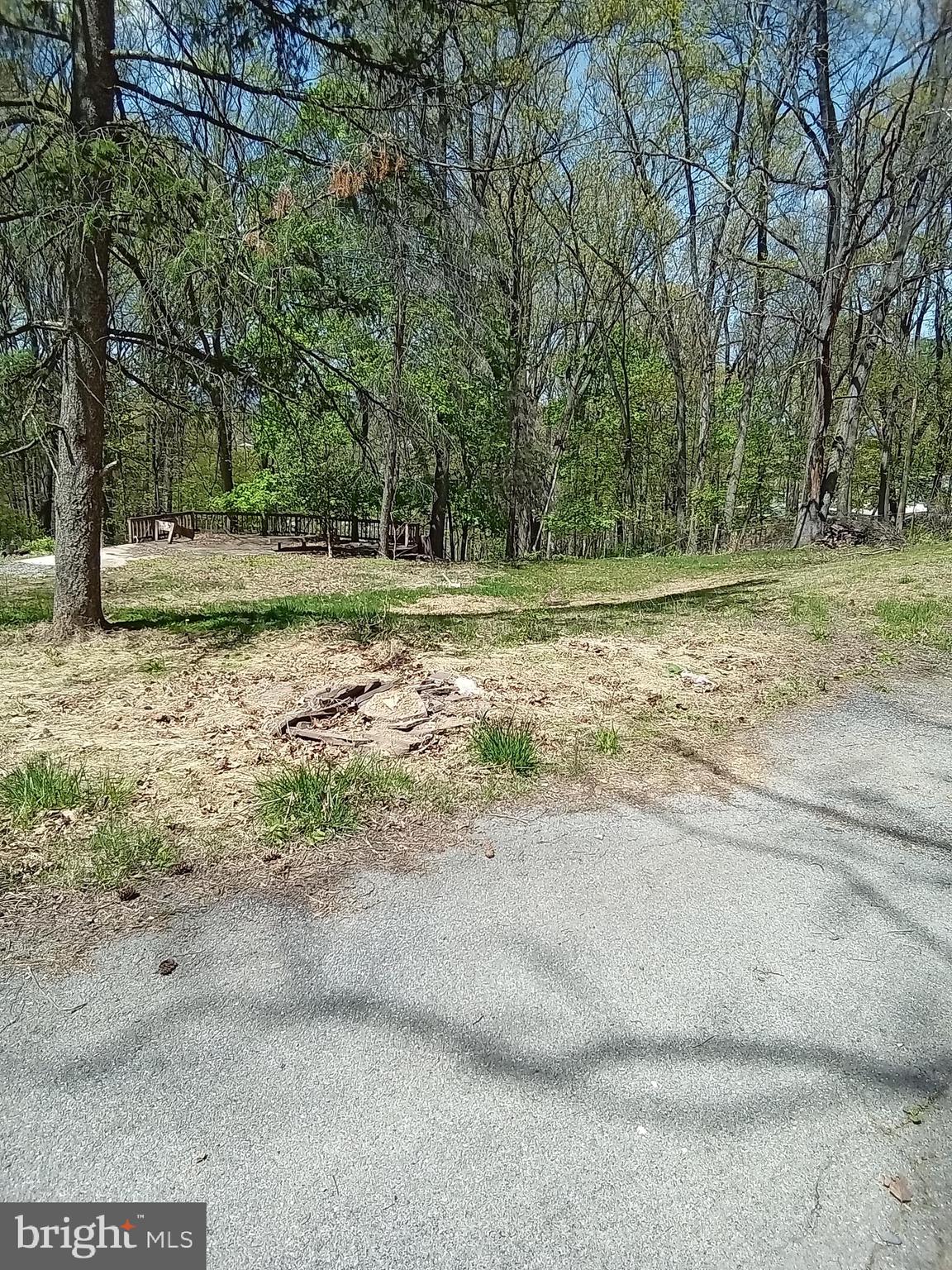 7120 Chambers Hill Road Harrisburg, PA 17111 - Photo 5 of 16 Gallery Image 5
