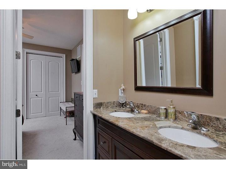 850 Cymbeline Court Mickleton, NJ 08056 - Photo 20 of 25 Bathroom