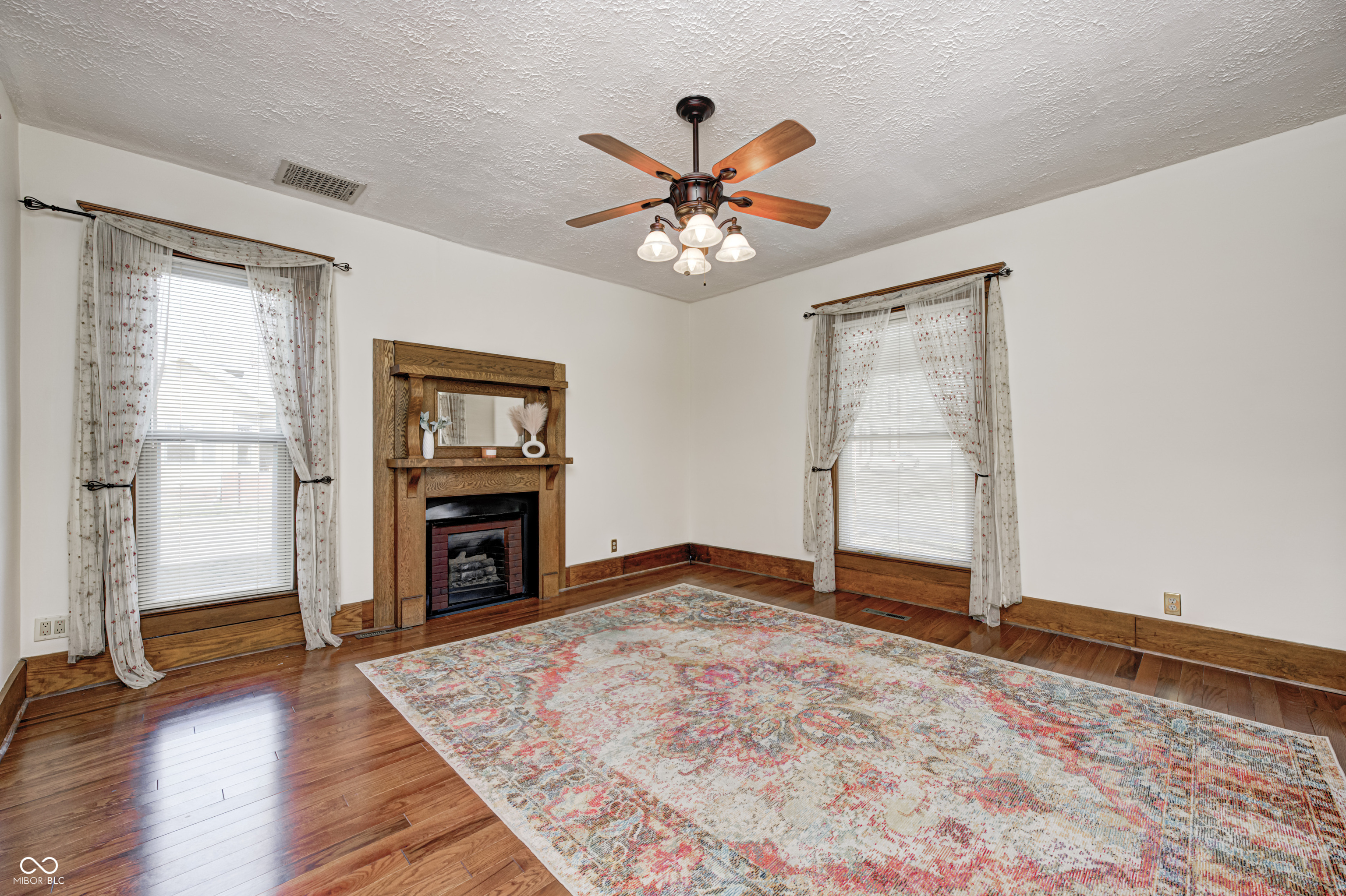 331 West State Street Pendleton, IN 46064 - Photo 7 of 43