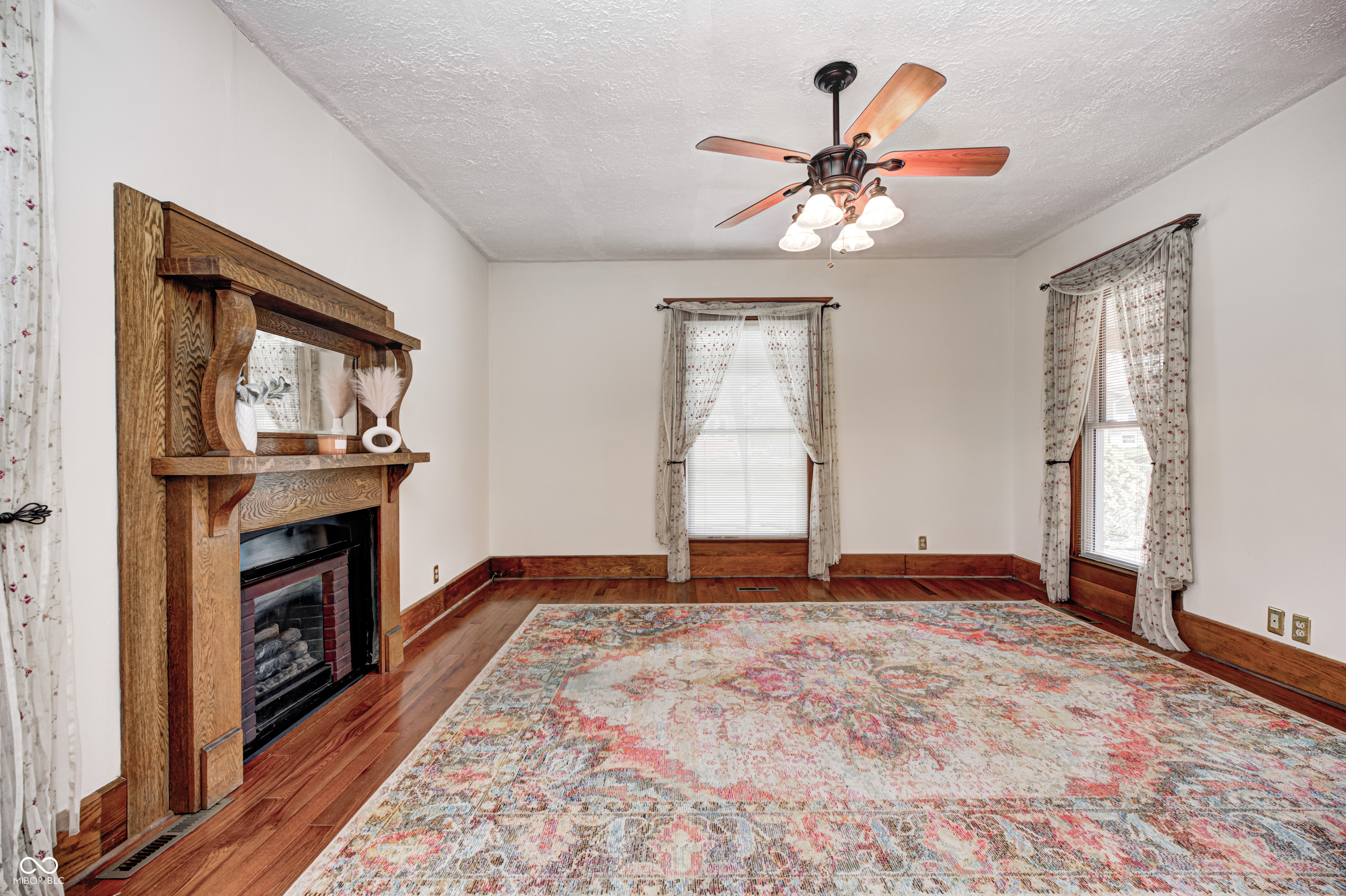 331 West State Street Pendleton, IN 46064 - Photo 9 of 43