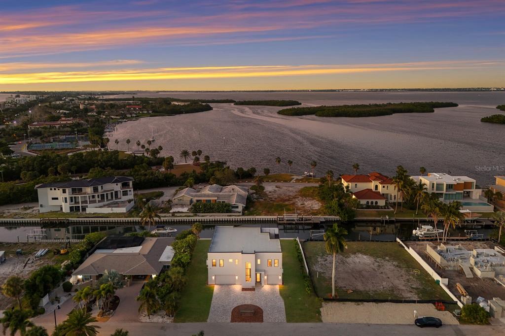 569 Rountree Drive Longboat Key, FL 34228 - Photo 58 of 69 Gallery Image 58