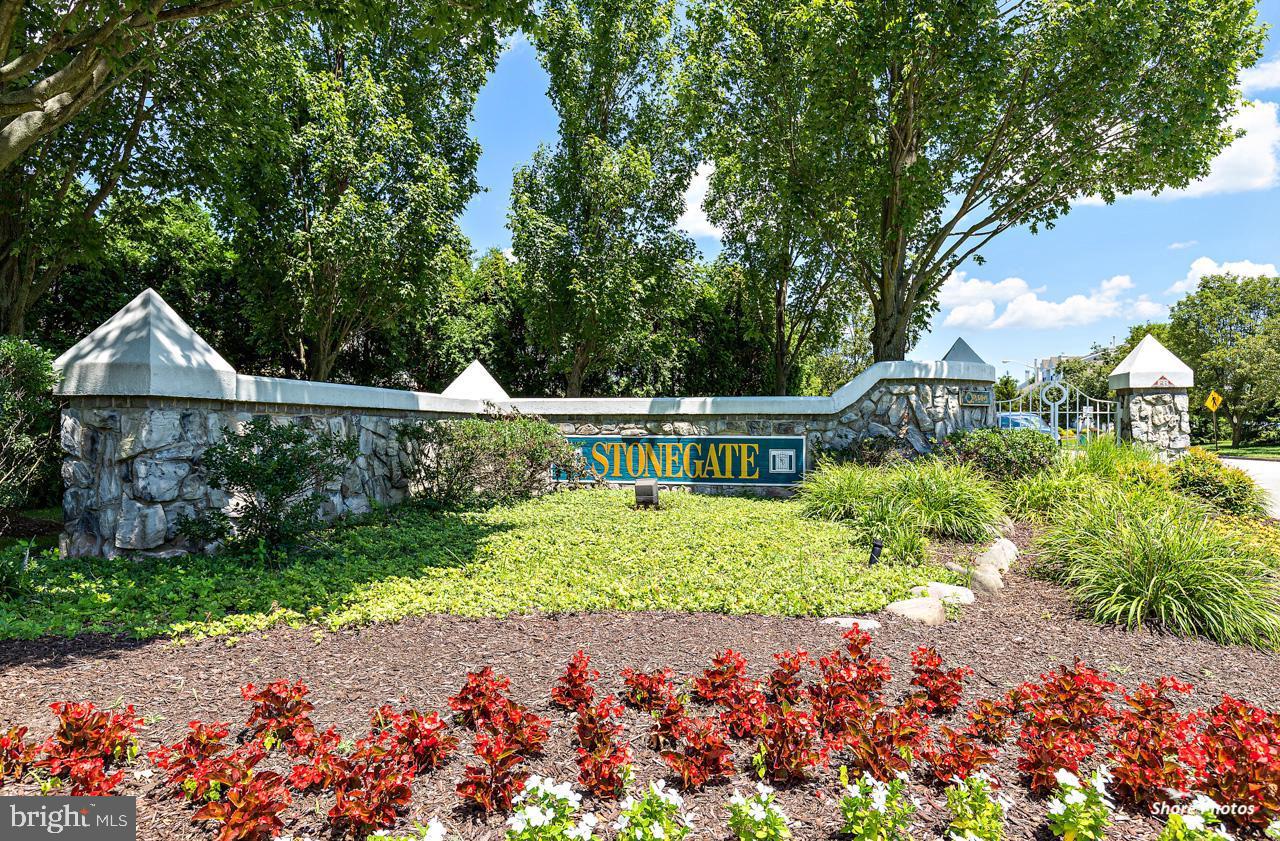 806 Wharton Road Mount Laurel, NJ 08054 - Photo 1 of 27