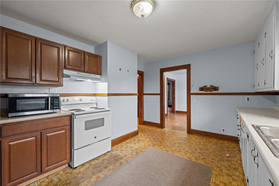 8 Perkins Avenue Westerly, RI 02891 - Photo 33 of 47