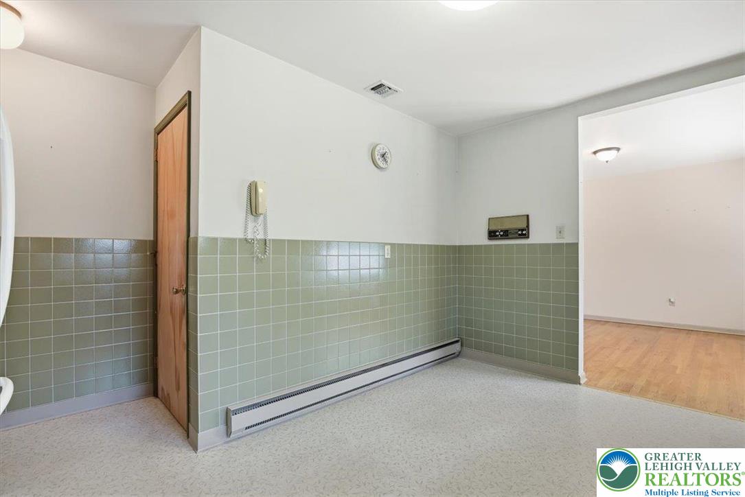 4395 East Texas Road Allentown, PA 18103 - Photo 30 of 81 a bathroom with a shower