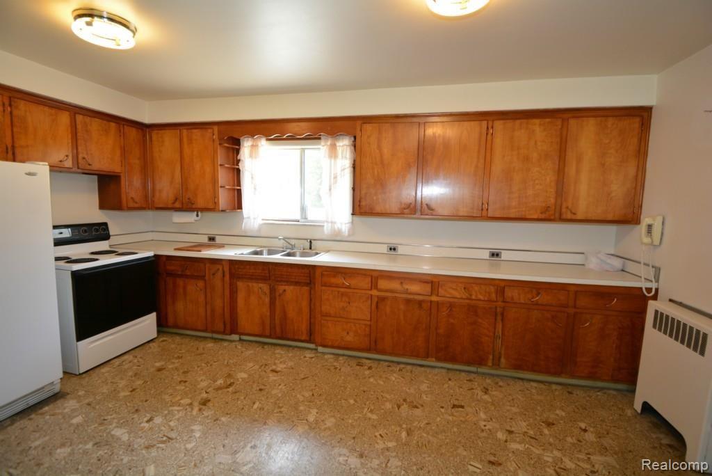 2722 Frankson Avenue Rochester, MI 48307 - Photo 14 of 22 DSC_6270.jpg