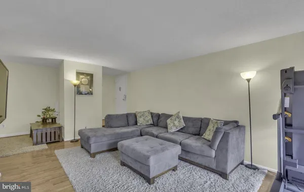 $2,750 | 11232 Chestnut Grove Square, Unit 335, Reston, VA 20190