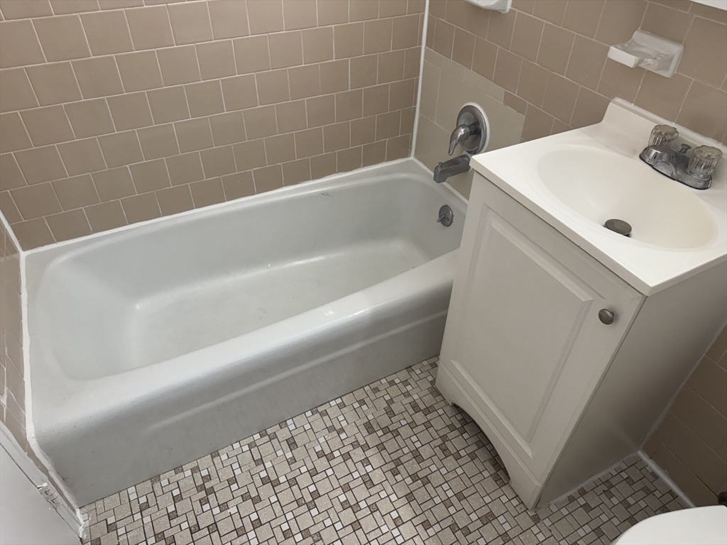 126 Beaver Street, Unit 146 Framingham, MA 01702 - Photo 14 of 24
