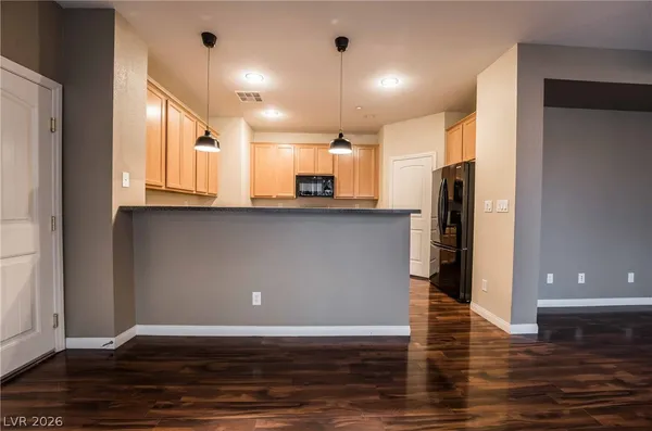 $2,400 | 3220 Color Collage Walk, Henderson, NV 89044