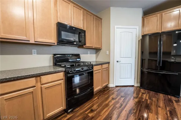 $2,400 | 3220 Color Collage Walk, Henderson, NV 89044