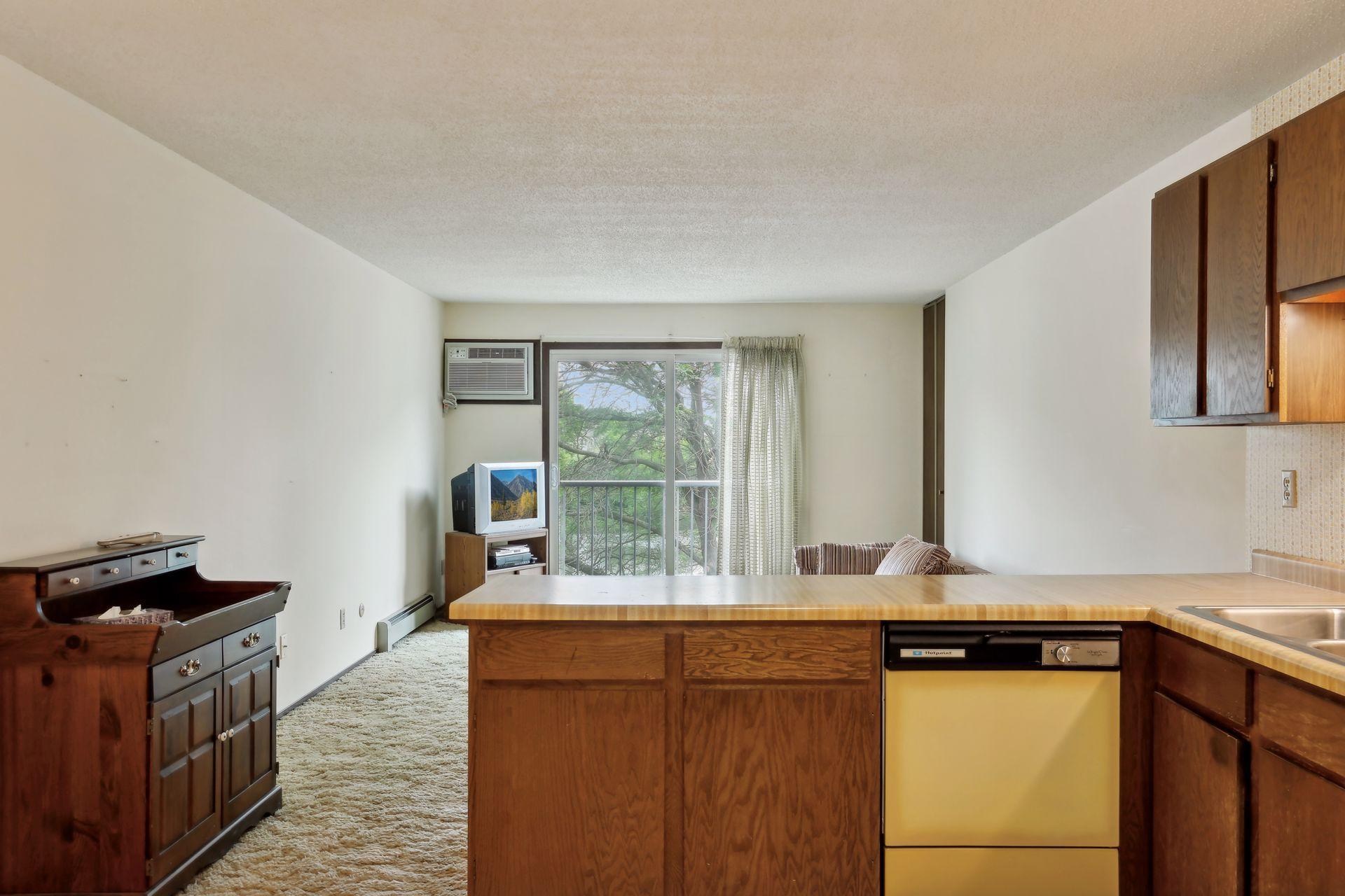175 County Rd B2 East, Unit 316 Little Canada, MN 55117 - Photo 7 of 22