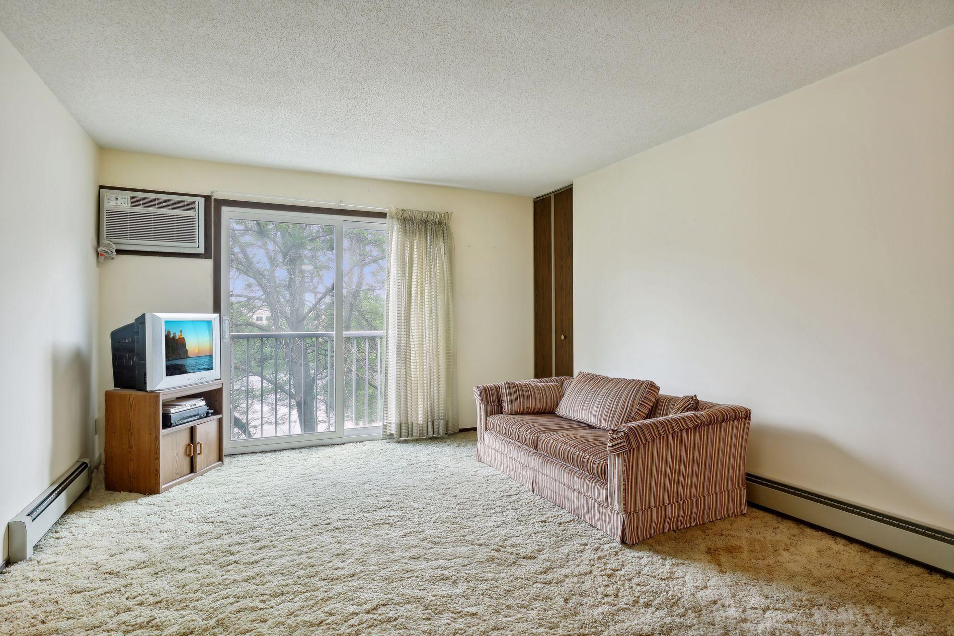 175 County Rd B2 East, Unit 316 Little Canada, MN 55117 - Photo 9 of 22