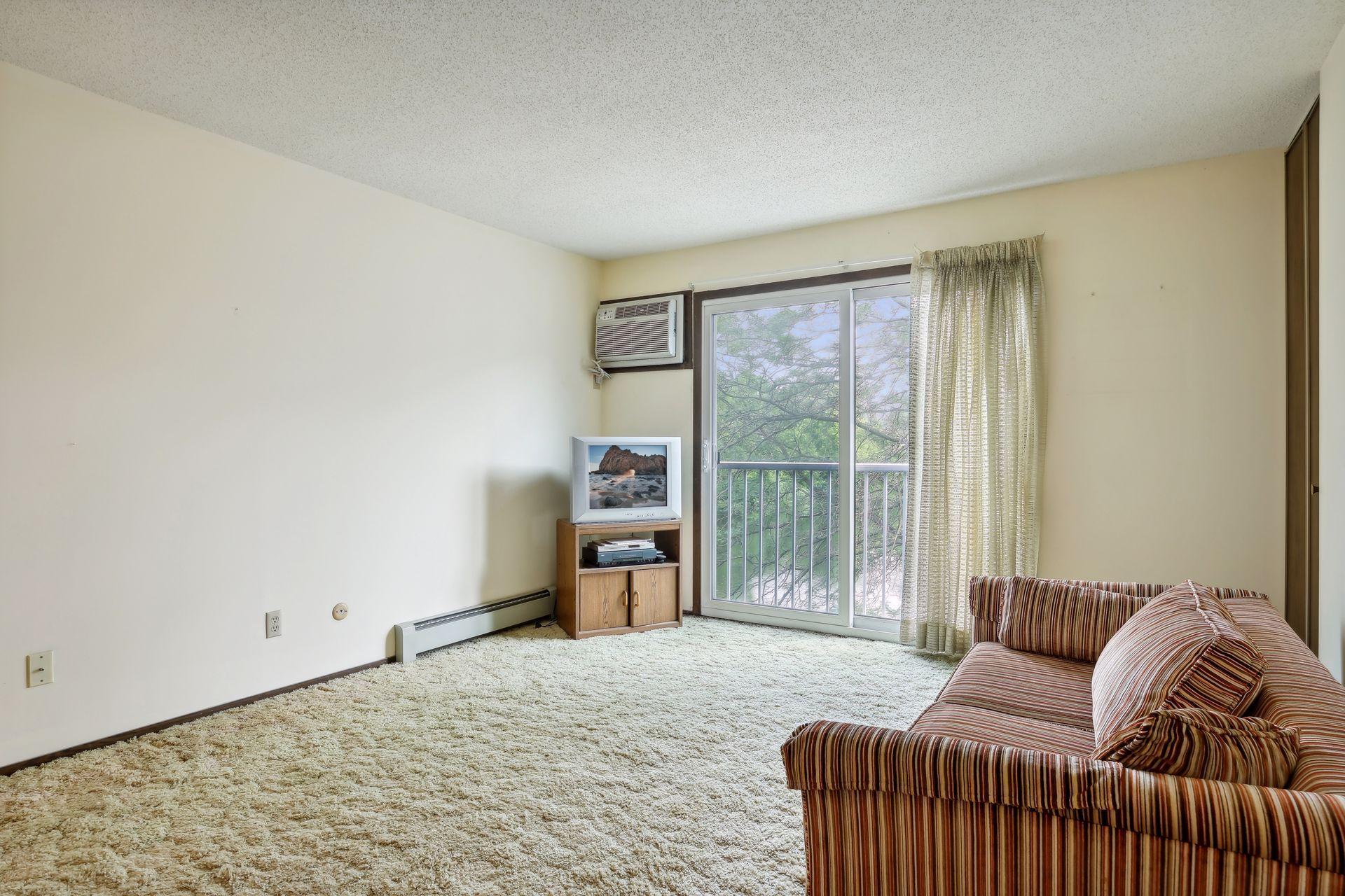 175 County Rd B2 East, Unit 316 Little Canada, MN 55117 - Photo 10 of 22