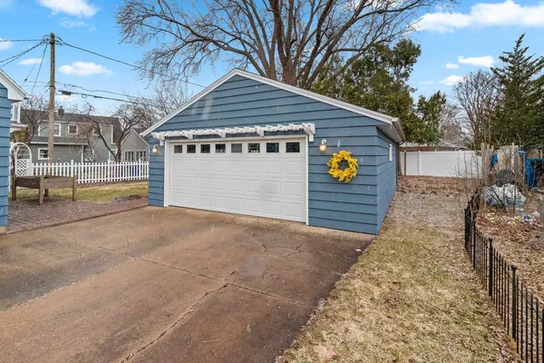 $264,900 | 547 North Outagamie Court, Appleton, WI 54914