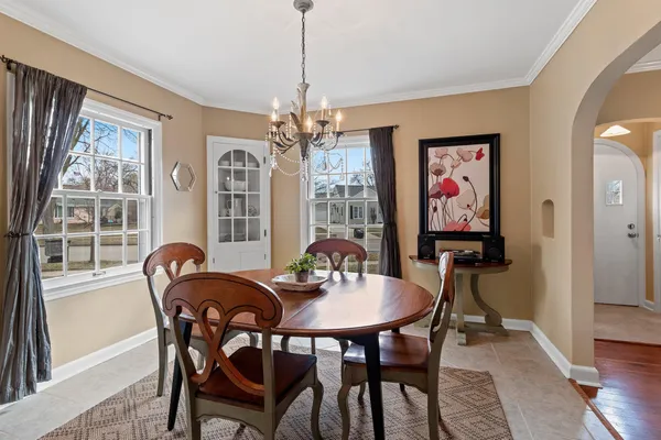 $264,900 | 547 North Outagamie Court, Appleton, WI 54914