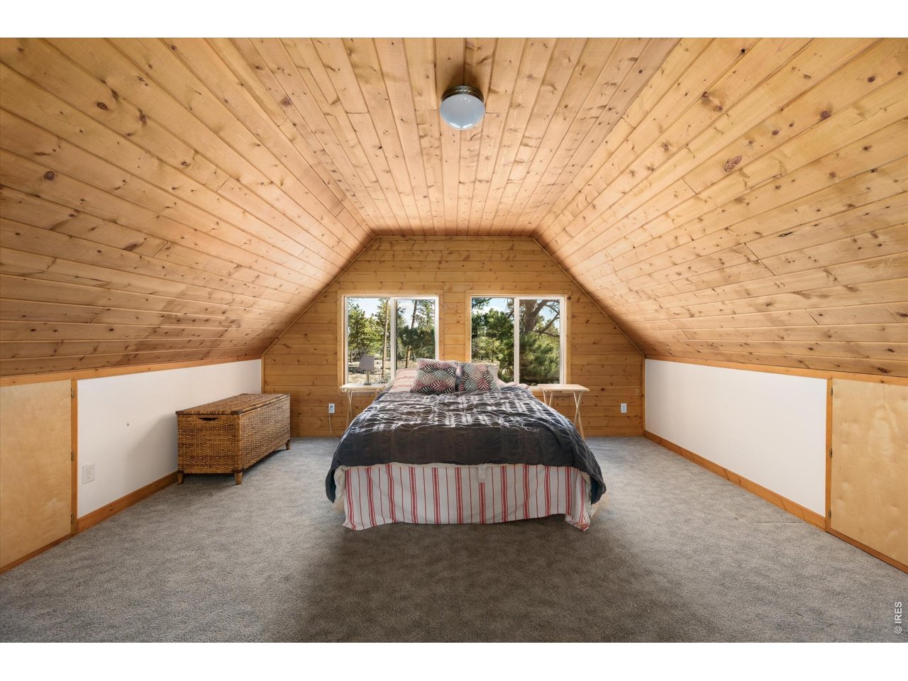255 Elk Park Road Livermore, CO 80536 - Photo 21 of 43 You could place another bed