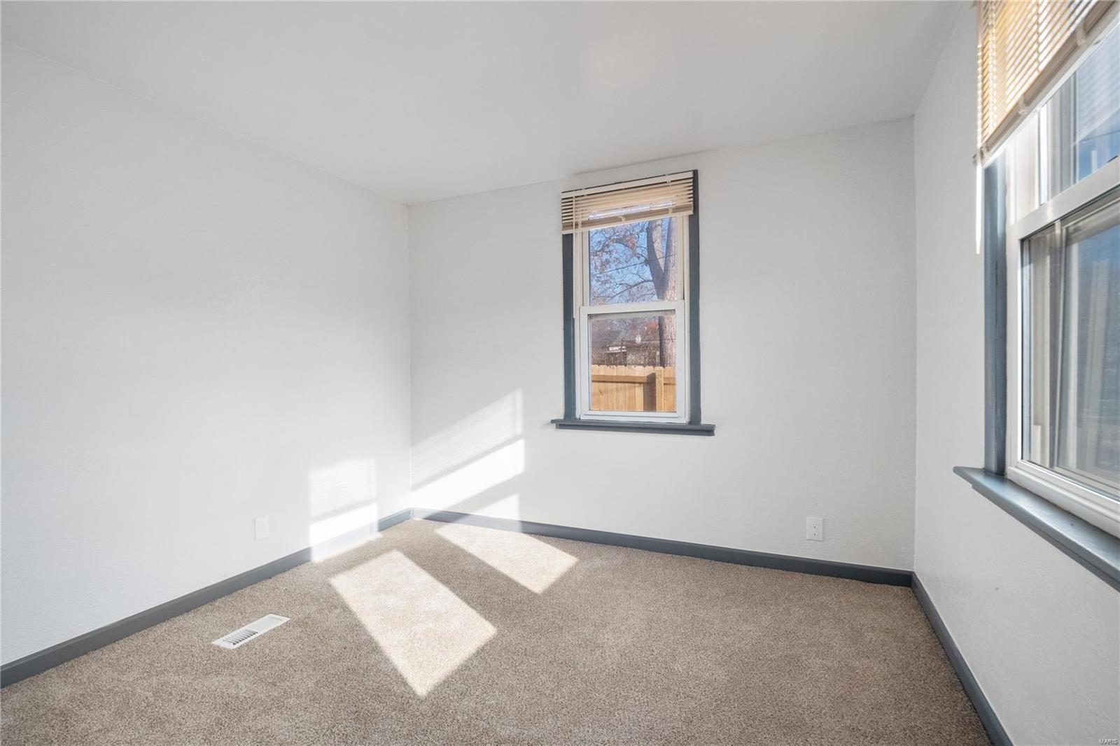 7741 Rannells Avenue St. Louis, MO 63143 - Photo 15 of 28 Gallery Image 15
