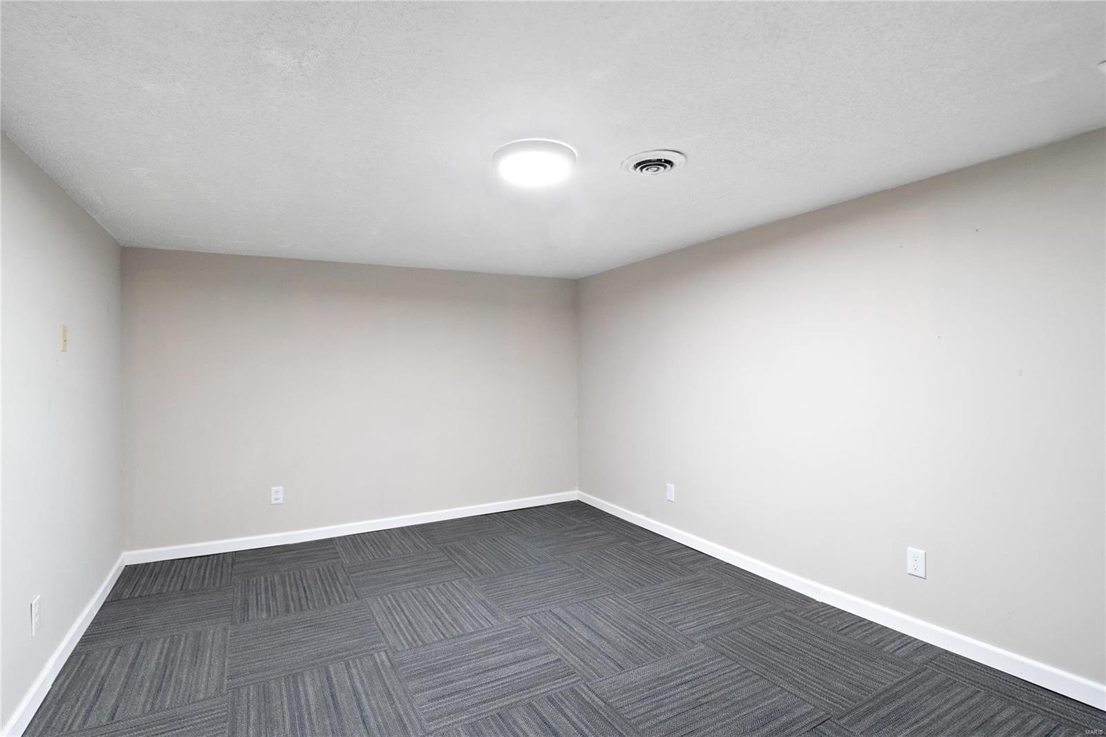 7741 Rannells Avenue St. Louis, MO 63143 - Photo 20 of 28 Gallery Image 20
