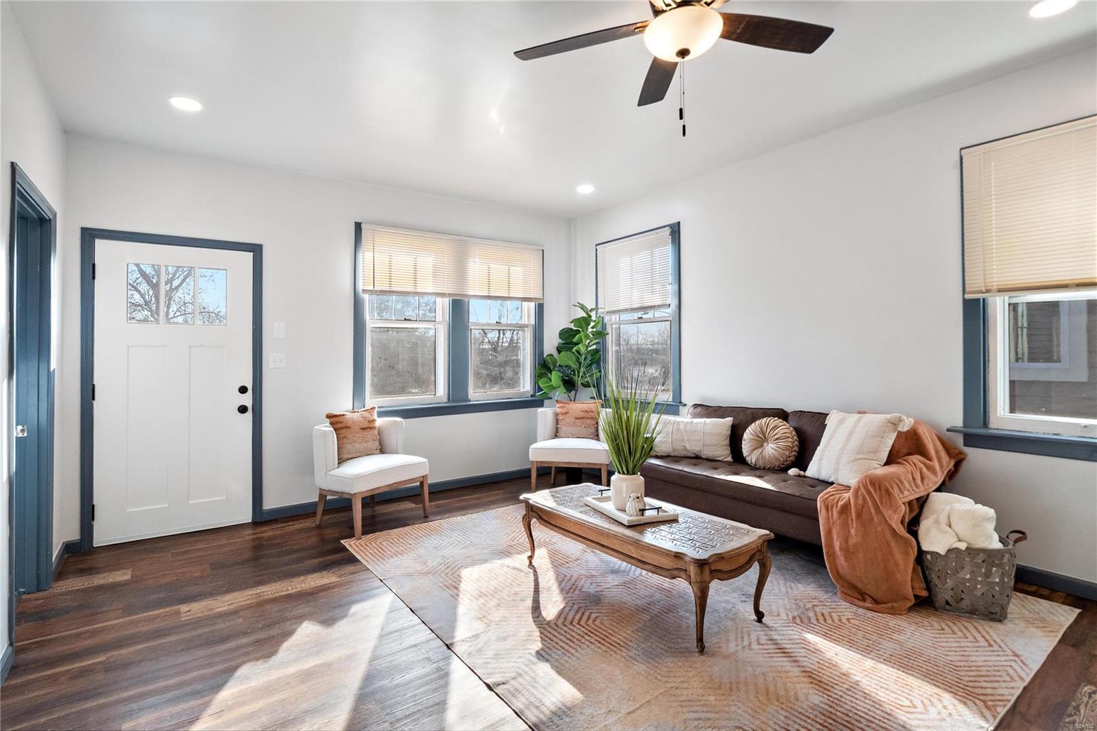 7741 Rannells Avenue St. Louis, MO 63143 - Photo 4 of 28 Gallery Image 4