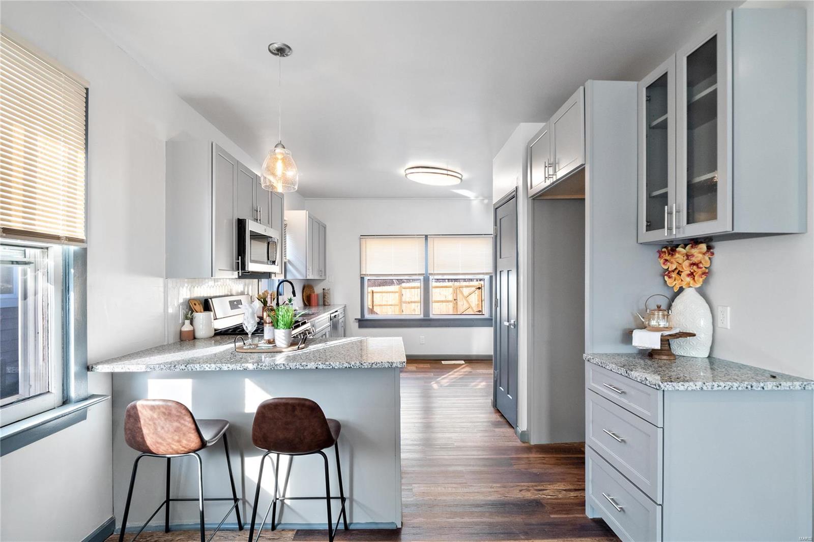 7741 Rannells Avenue St. Louis, MO 63143 - Photo 7 of 28 Gallery Image 7