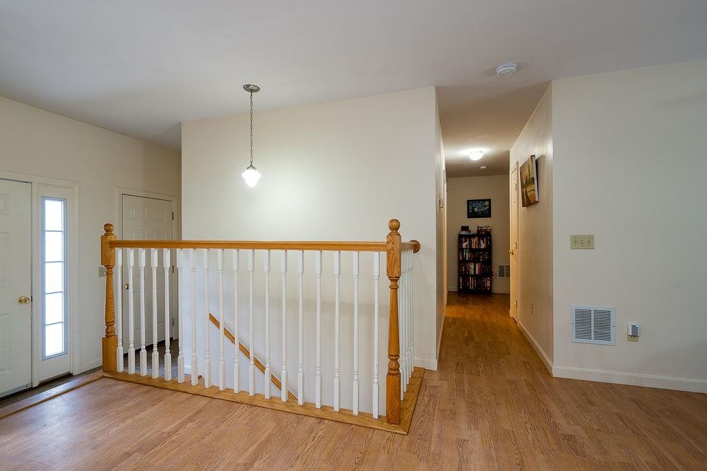 61 Valhalla Farm Road Hillsborough, NH 03244 - Photo 4 of 18