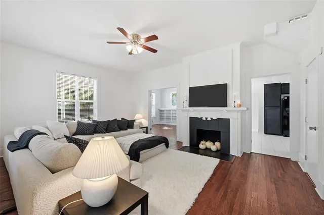 $525,000 | 704 West Hull Street, Denison, TX 75020